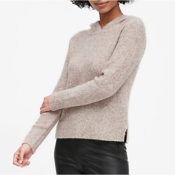 Banana Republic Sweaters - Banana Republic Wool brown beige hoodie